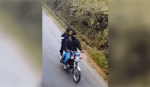 ڈیوٹی پر آنے ٹریفک وارڈن کو بھی ڈاکوؤں نے لوٹ لیا