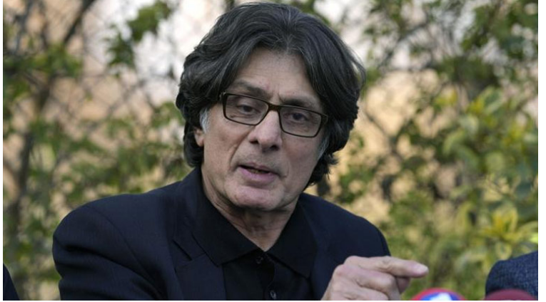 انکی غداری سے پوری قوم آگاہ ہے