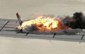 جمہوریہ کانگو، وزیر کے طیارے کو آگ لگ گئی، مسافر محفوظ