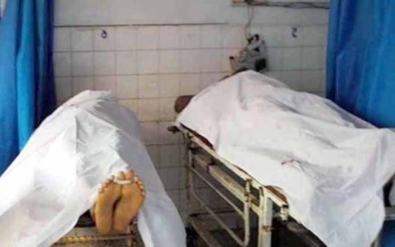 رحیم یارخان: آئل ٹینکر میں آگ لگنے سے ویلڈر سمیت 2 افراد جھلس کر جاں بحق