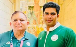 ارشَد ندیم کے کوچ سلمان بٹ پر عائد پابندی ختم