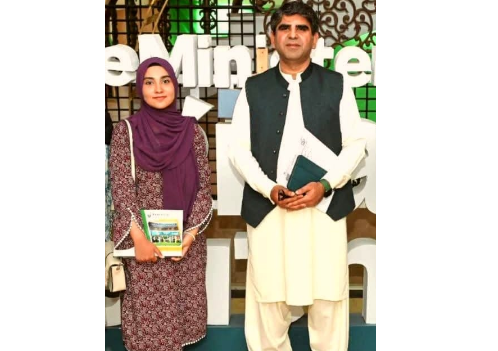 ڈاکٹر محمد علی ملک نے دولتِ مشترکہ کا نوجوانوں کا اعلیٰ اعزاز اپنے نام کر لیا، عبیرہ ضیاء کی مبارکباد