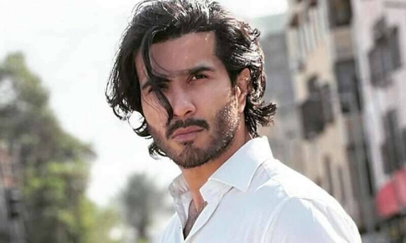 فیروز خان نے علیزے سے علیحدگی کے معاملے پر خاموشی توڑ دی