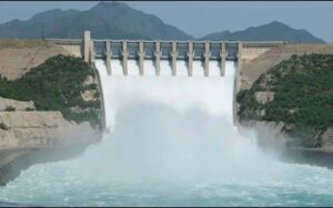 بھارتی آبی جارحیت سے نمٹنے کے لیے دریائے چناب پر ڈیم بنانے کا فیصلہ