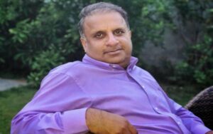 صدر آصف زرداری نے زندگی میں تقریباً سب کچھ حاصل کر لیا، لیکن ان کی آخری خواہش کیا ہے؟ سینئر صحافی رؤف کلاسرا نے بتا دیا۔