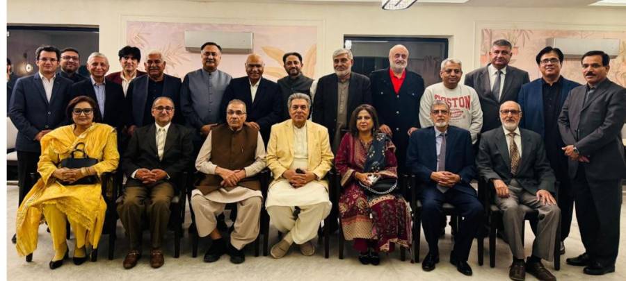 اخوت کے سربراہ ڈاکٹر امجد ثاقب کا امریکہ میں مقیم پاکستانی بزنس مین میاں مشتاق جاوید کے اعزاز میں عشائیہ