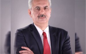 اس وقت پاکستان میں غیر ملکی سرمایہ کاری 50 سال کی کم ترین سطح پر اور بیروزگاری 21 سال کی بلند ترین سطح پر ہے،صحافی عارف حمیدبھٹی