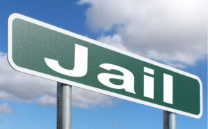 تیونس میں 40 اپوزیشن رہنماؤں کو 5 سے 45 سال تک قید کی سزائیں