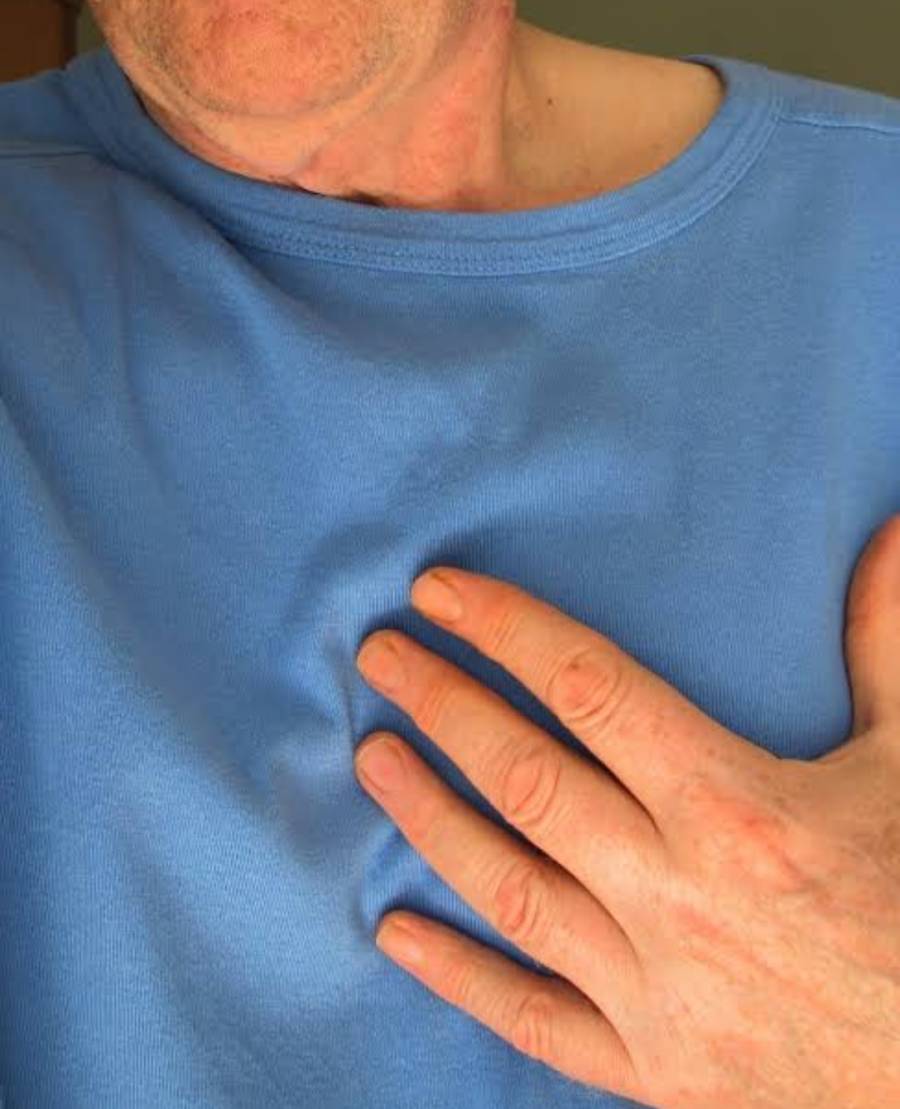 قصور، کارڈیالوجی کے سربراہ ڈاکٹر کو دل کا دورہ، جان بچانے والا انجیکشن نہ مل سکا، پرائیویٹ ہسپتال سے منگوانا پڑا