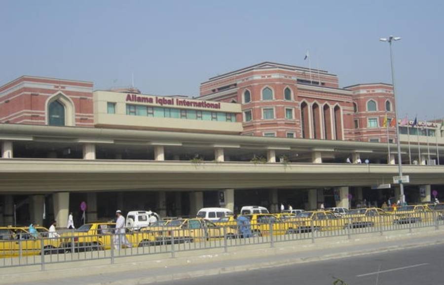 لاہور ائیرپورٹ پر 6 ماہ میں 8 ہزار مسافروں کو آف لوڈ کیا گیا، ڈائریکٹر ایف آئی اے