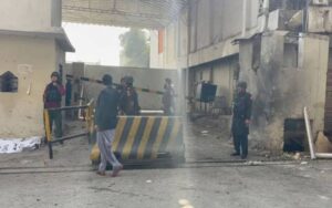 ایف سی ہیڈ کوارٹرز خودکش دھماکا: تینوں حملہ آوروں کے افغان شہری ہونے کی تصدیق