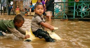 جنوب مشرقی ایشیا میں بارشوں، طوفان اور سیلاب نے تباہی مچادی، انڈونیشیا 442، تھائی لینڈ 162، سری لنکا میں 212 افراد ہلاک