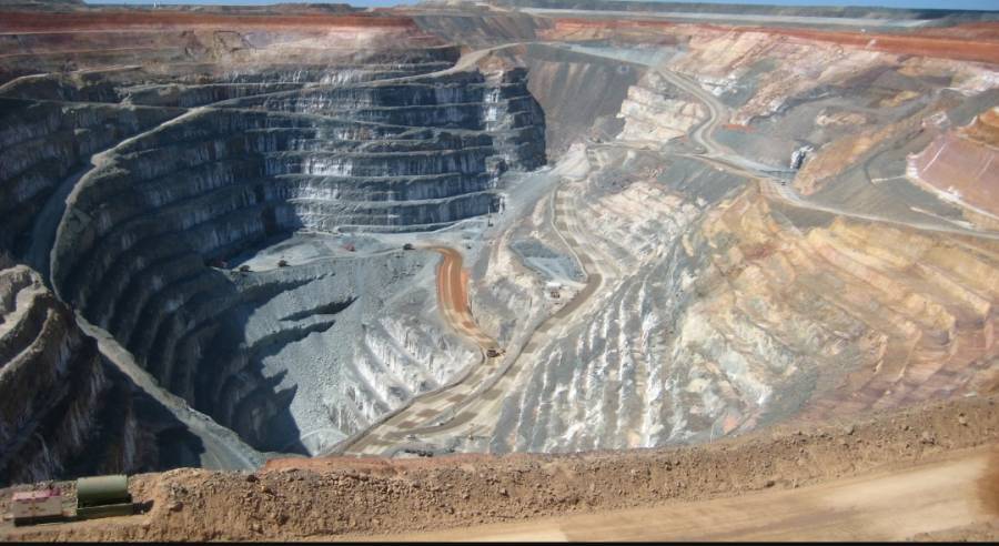 ایران نے بڑے سونے کے ذخیرے کی دریافت کا اعلان کر دیا