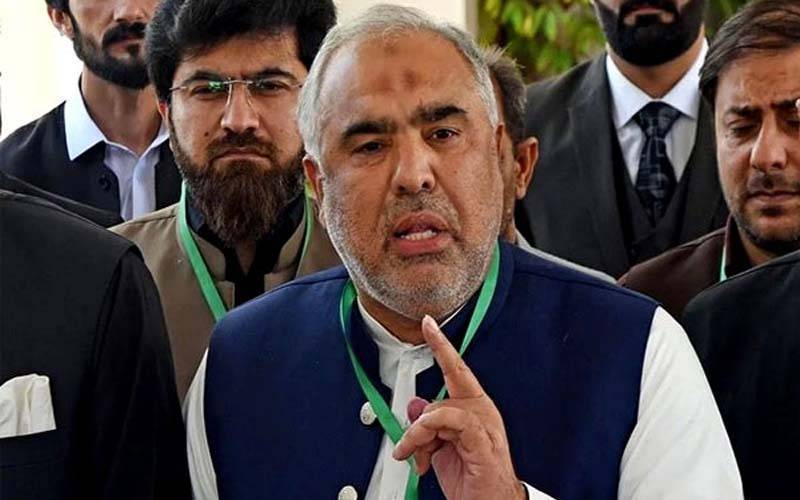 حکومت معاشی پالیسی کے لحاظ سے ناکام ہوچکی، ملک میں بے روزگاری بڑھ گئی، عوام کے پاس 2 وقت کی روٹی کے پیسے نہیں، اسد عمر