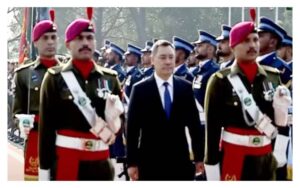 کرغز صدر کے اعزاز میں وزیراعظم ہاؤس میں استقبالیہ تقریب، گارڈ آف آنر پیش