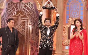 بگ باس سیزن 19 ٹی وی سٹار ’ گورو کھنہ‘ نے جیت لیا