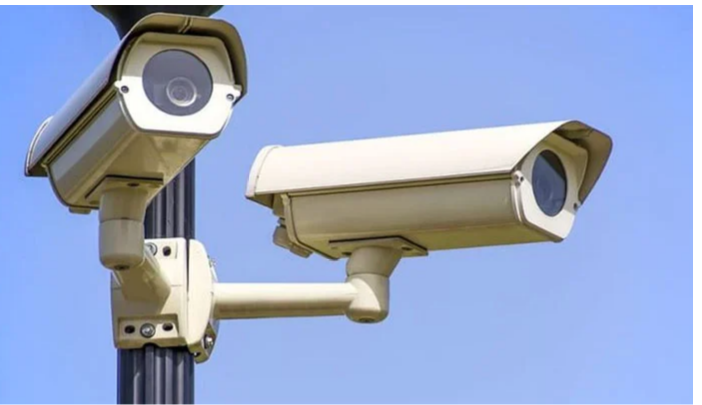 کراچی میں اسلحے کی نمائش، سیف سٹی کیمرے کی مدد سے پہلا مقدمہ درج