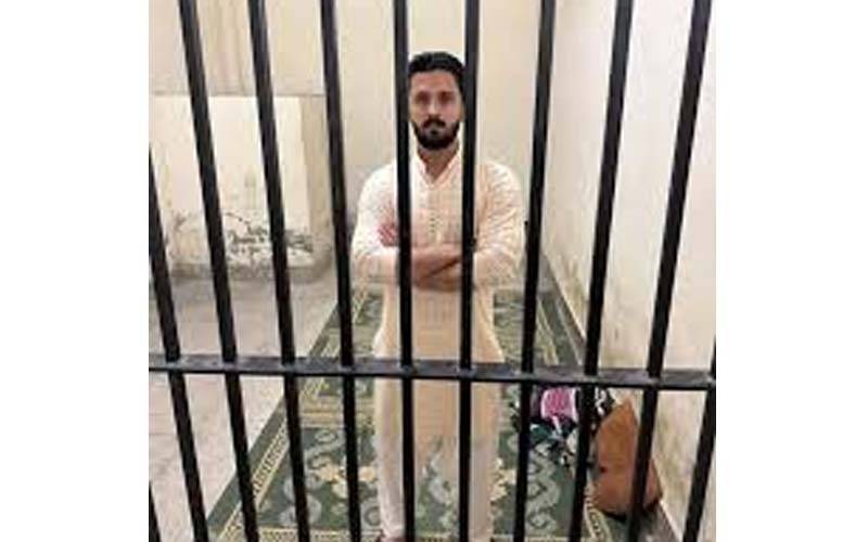 مشہور یوٹیوبر رجب بٹ اور ندیم نانی والا برطانیہ سے اسلام آباد پہنچ گئے۔