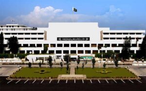 حکومت نے پرسنل بیگیج گاڑی امپورٹ اسکیم ختم کر دی