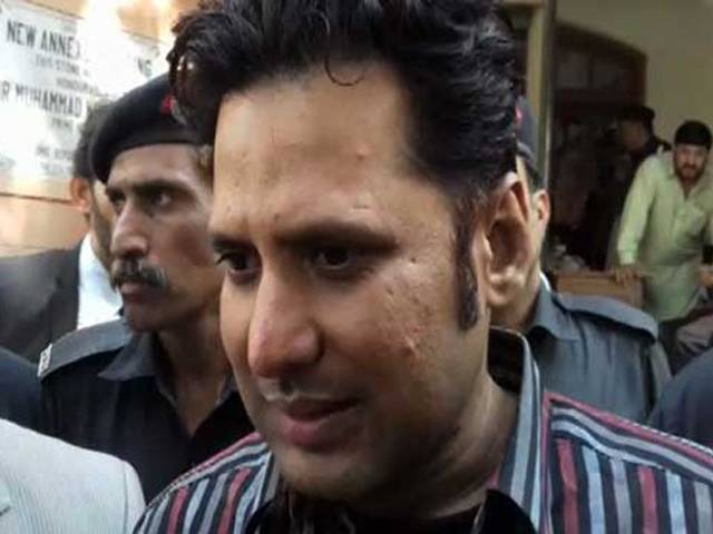 ایم کیو ایم کے مرکز نائن زیرو آپریشن کے بعد گرفتار سابق ایم پی اے کامران فاروقی کو بری کردیاگیا۔