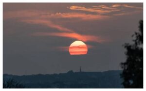 پاکستان سمیت شمالی نصف کُرے میں آج سال کا سب سے چھوٹا دن، طویل ترین رات ہوگی