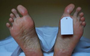 فیصل آباد میں نشے میں دھت ایمبولینس ڈرائیور نے کار کو ٹکر مار دی، 2 افراد جاں بحق، 7 زخمی ہو گئے