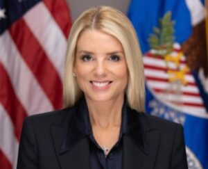 وینزویلا کے صدر پر نیو یارک میں فرد جرم عائد کردی گئی، جلد امریکی سرزمین پر امریکی عدالتوں میں پیش کیا جائے گا، امریکی اٹارنی جنرل کا اعلان