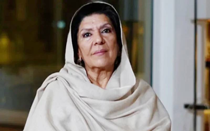 عمران خان کو اکیلا نہیں چھوڑیں گے، یہ قانون توڑ رہے ہیں لیکن ہم ایسا نہیں کریں گے، علیمہ خان