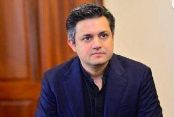 اگر آج عمران خان جیل سے باہر آ جائیں تو دنیا ایک ایسا عوامی ردِعمل دیکھے گی جو حالیہ تاریخ میں شاید کسی رہنما کے لیے نہیں دیکھا گیا، حماد اظہر