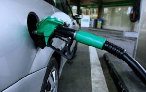 عالمی مارکیٹ میں پٹرول اور ڈیزل کی قیمتوں میں نمایاں کمی