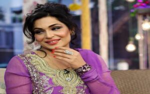 پاکستانی فلم اسٹار میرا سیڑھیوں سے گر کر زخمی