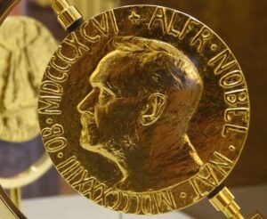 نوبیل امن انعام: اعزاز ناقابلِ منتقلی اور ناقابلِ تنسیخ ، نوبیل کمیٹی کی وضاحت