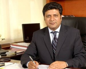 پاکستان میں ووٹ ڈالنے کی عمر 25 سال کرنے کی باتیں نہ صرف غیر معقول بلکہ عالمی رجحان کے بالکل برعکس ہیں، سابق چیئرمین نادرا طارق ملک