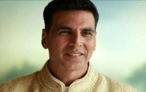 شادی کی 25ویں سالگرہ پر بھارت واپسی پر اکشے کمار اور ٹوئنکل کھنہ کی گاڑی حادثے کا شکار ہو گئی