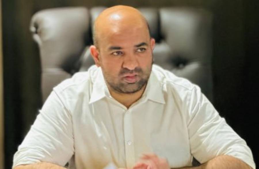 نجی تعلیمی ادارے والدین کو کسی مخصوص دکان یا وینڈر سے کتب، یونیفارم یا دیگر اشیاء خریدنے پر مجبور نہیں کر سکتے، رانا سکندر