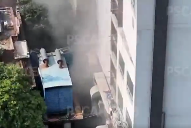 گلبرگ کے ہوٹل میں آگ پر قابو پا لیا گیا، دو افراد جاں بحق