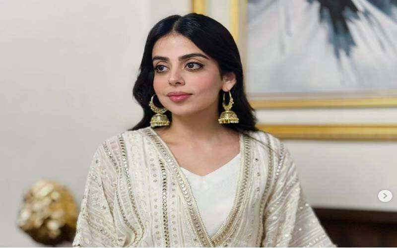 اداکارہ یشما گل کا شادی پر دوستوں کے ہمراہ ڈانس ایک بار پھر سوشل میڈیا پر وائرل