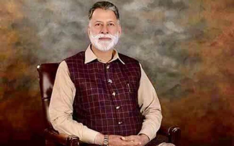 جس شخص پر 3 قاتلانہ حملے ہو چکے ہوں، اسے بغیر اطلاع، بغیر ذاتی معالج اور بغیر قانونی اجازت کہیں اور لے جانا محض تشویش ناک نہیں بلکہ خطرناک سازش کی بو دیتا ہے، سردار عبدالقیوم نیازی