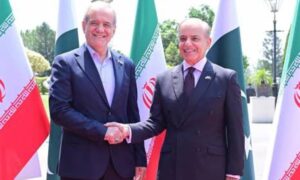 امریکی حملے کے خطرے میں شدت، وزیر اعظم شہباز شریف نے ایرانی صدر کو فون کیا