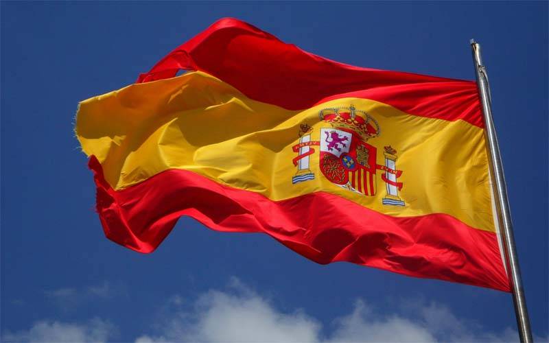 اسپین کی حکومت نے غیر قانونی طور پر مقیم تارکین وطن کو قانونی حیثیت دینے کا اعلان کر دیا