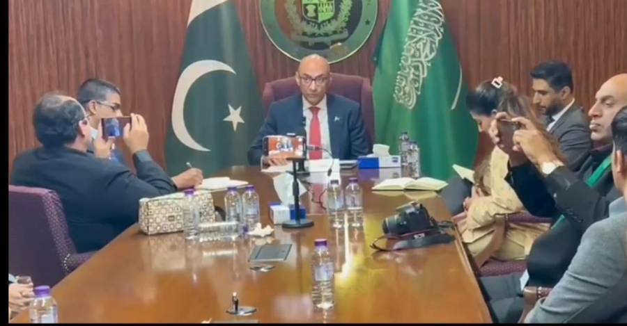 سعودی ولی عہد شہزادہ محمد بن سلمان جلد پاکستان کا دورہ کریں گے: سفیرِ پاکستان برائے سعودی عرب احمد فاروق