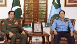 سربراہ پاک فضائیہ ائیر چیف مارشل ظہیر احمد بابر سدھو سے نائب کمانڈر انچیف لیبیا لیفٹننٹ جنرل صدام خلیفہ حفتر کی ملاقات