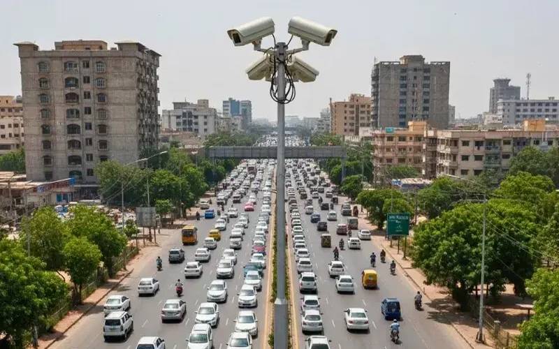 کراچی: غلط چالان بھیجنے کا سلسلہ جاری، ای چالان نظام کی غلطیوں کا خمیازہ شہری بھگتنے پر مجبور