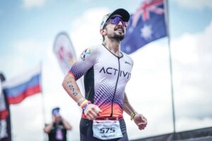 عمران خان کے بھانجے اور علیمہ خان کے بیٹے شاہریز نے اپنے بچوں کے ساتھ اندرون لاہور میں بسنت منائی