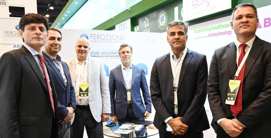 ایکسپو سٹی دبئی کے عالمی صحت نمائش (WHX) میں پاکستان پویلین کا افتتاح، درجنوں کمپنیوں کی شرکت