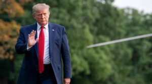 ایران سے کشیدگی کے پیشِ نظر مشرقِ وسطیٰ میں ایک اور طیارہ بردار بحری جہاز تعینات کرنے پر غور کر رہے ہیں، ٹرمپ