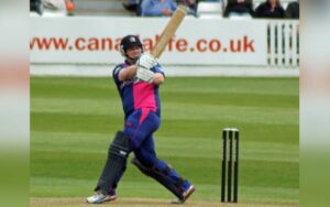 آئر لینڈ ٹیم کے کپتان پال سٹرلنگ انجری کے باعث ٹی ٹوئنٹی ورلڈ کپ سے باہر، سیم ٹاپنگ سکواڈ میں شامل