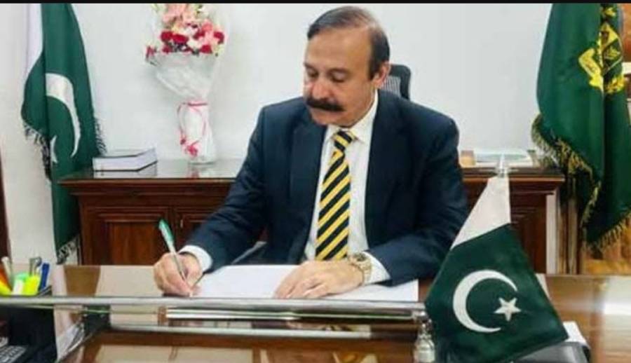 عمران خان کو ہسپتال منتقل کرنے اور میڈیکل بورڈ تشکیل دینے کا فیصلہ ہوچکا ہے، طارق فضل چوہدری