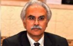 سابق مشیر صحت ڈاکٹر ظفر مرزا نے بانی پی ٹی آئی کی آنکھ کی بینائی سے متعلقہ بیماری بتادی