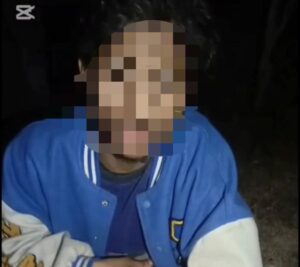 لاہور میں خاتون کو ہراساں کرنے والے رکشہ ڈرائیور کے نیفے میں پستول چل گیا